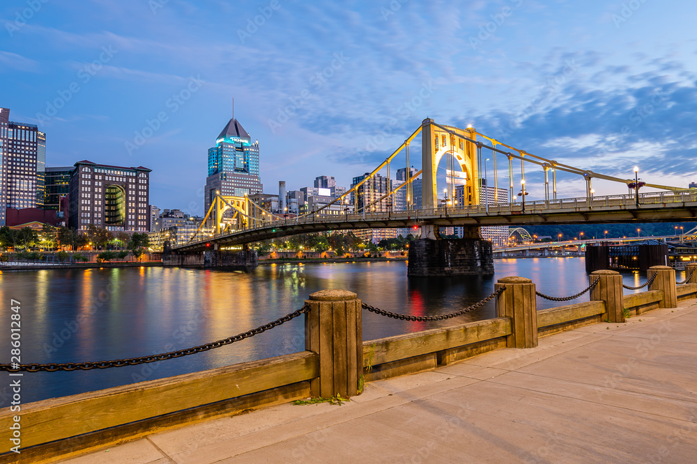 Fototapeta premium Blue Hour from the Allegheny Landing