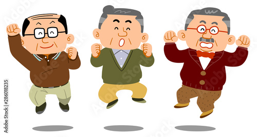 ジャンプする3人のシニアの男性