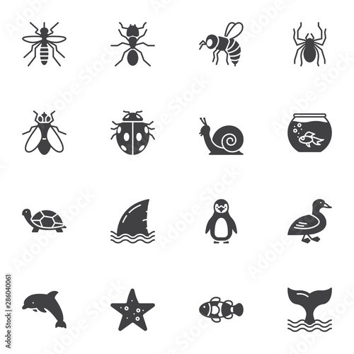 Animals and insects vector icons set, modern solid symbol collection, filled style pictogram pack. Signs logo illustration. Set includes icons as mosquito, ant, wasp, spider, fly, snail, ladybug, fish