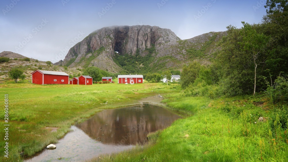 Obraz premium Norway - Torghatten