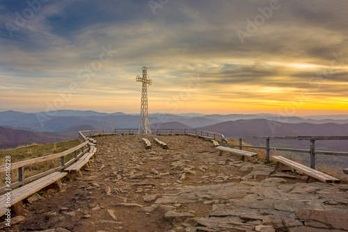 Fototapeta Naklejka Na Ścianę i Meble -  Bieszczady - Tarnica - Krzyż 