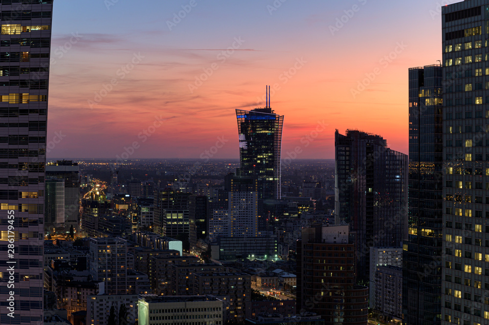 Obraz premium Warsaw downtown during the night, Poland