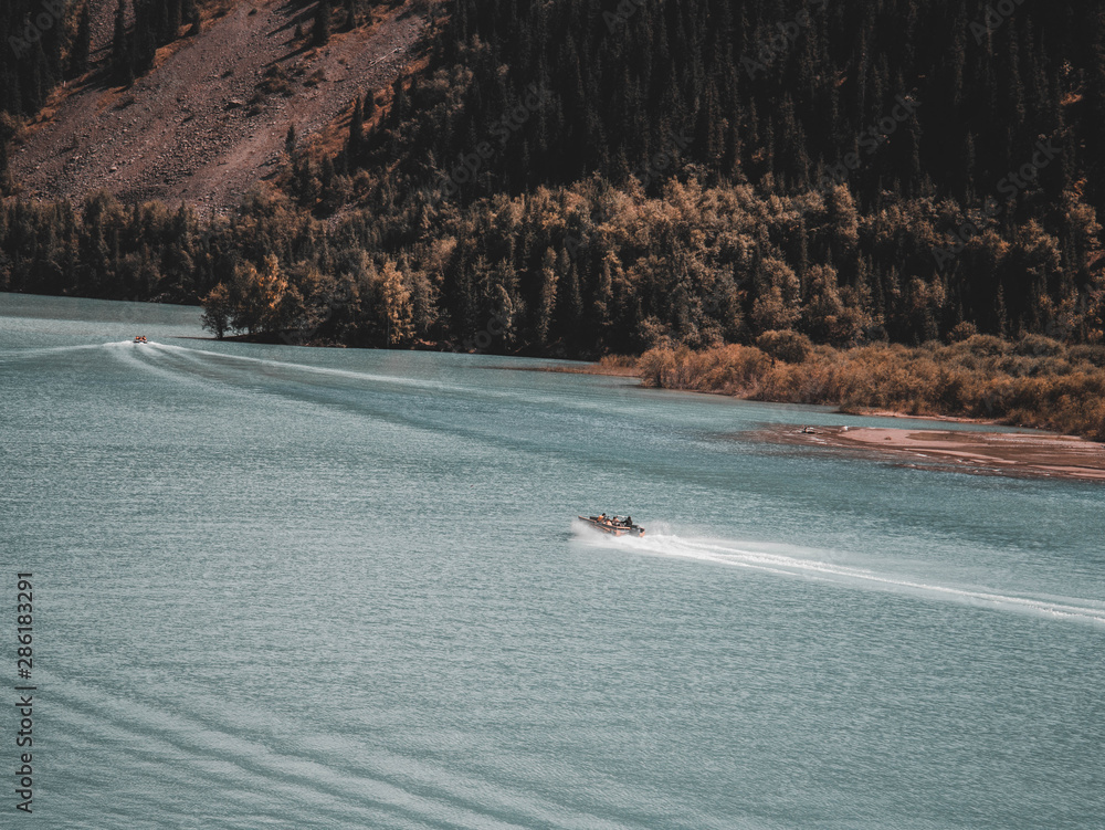 Obraz premium boat on the river