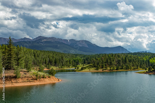Quadro su tela colorado mountain landscape during summer