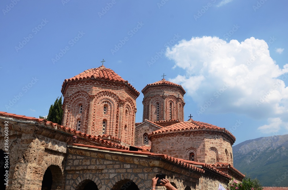 Macédoine du Nord : Monastère de Saint-Nahum (région d’Ohrid)