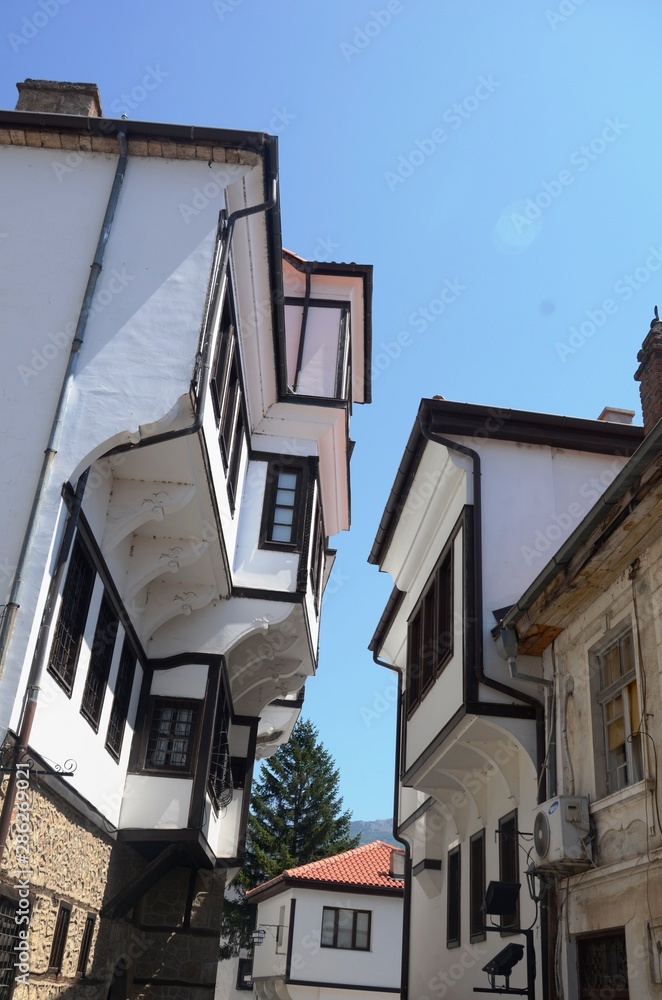 Macédoine du Nord : Entrée, rues, ruelles et panorama sur les hauteurs de la vieille ville et du lac d’Ohrid