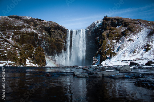 Waterfall Iceland © Benjamin