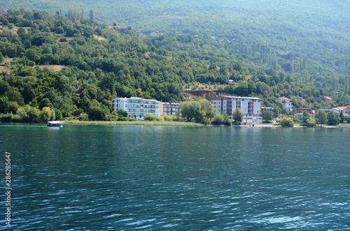 Macédoine du Nord : traversée du Lac Ohrid de Lagadin vers le Monastère de Saint-Nahum