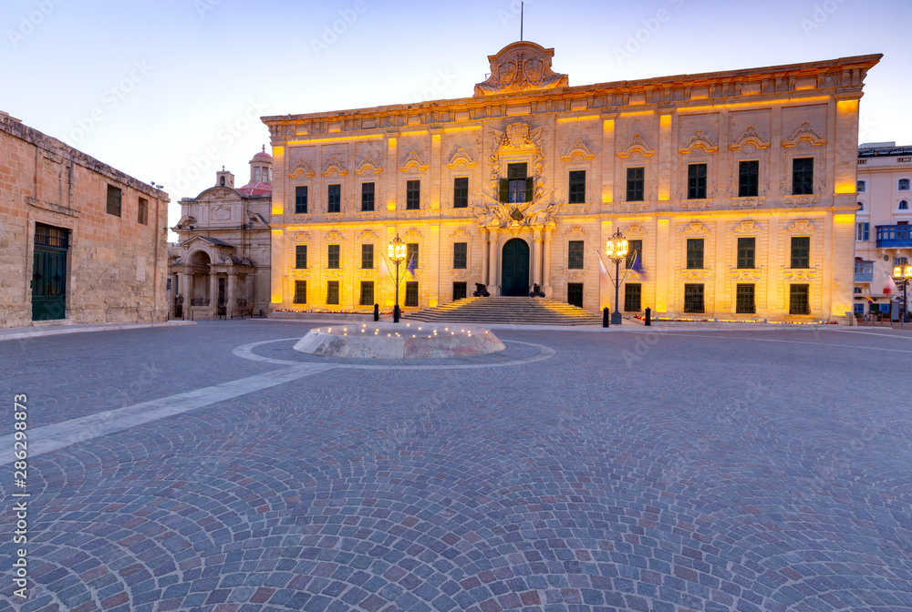 Fototapeta premium Valletta. Auberge de Castille.