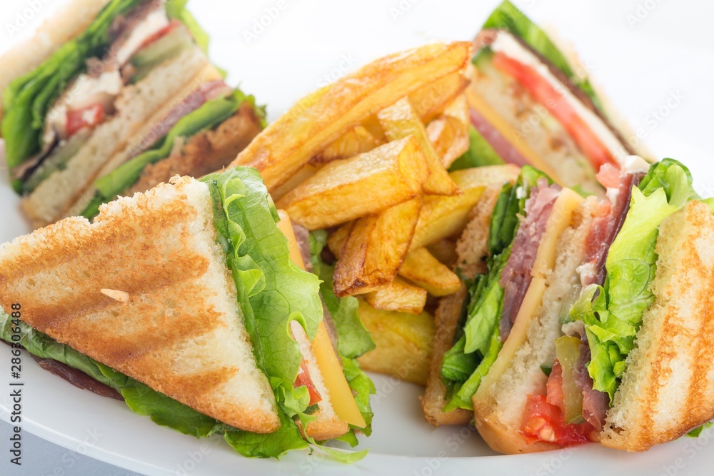 Club sandwich.