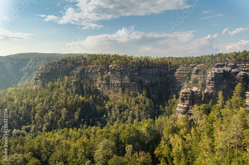 Obraz na płótnie Beautiful evening view of sandstone rock face - Czech Saxon Switzerland w salonie