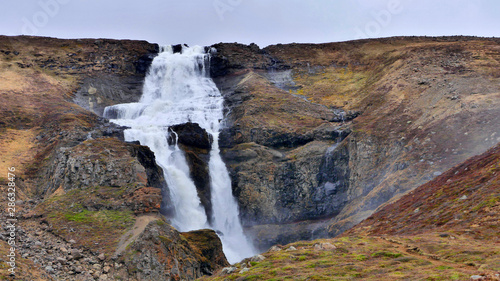 Rivi  res  torrents  cascades et chutes d eau en Islande