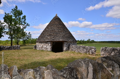 CAZELLE CAUSSES DU QUERCY LOT FRANCE