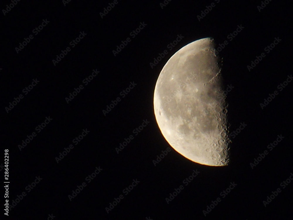bellissima luna invernale, Italia bellissima luna invernale, Italia