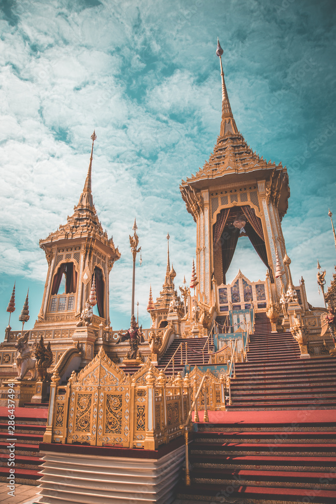 Obraz premium Royal Crematorium King Bhumibol in Bangkok Thailand