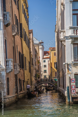 Fototapeta Naklejka Na Ścianę i Meble -  Views of streets and canals in Venice Italy