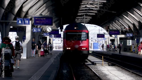 A train pulls into Zurich train station