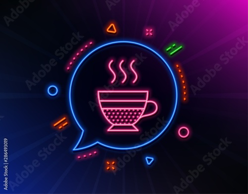 Cafe creme icon. Neon laser lights. Hot drink sign. Beverage symbol. Glow laser speech bubble. Neon lights chat bubble. Banner badge with cafe creme icon. Vector