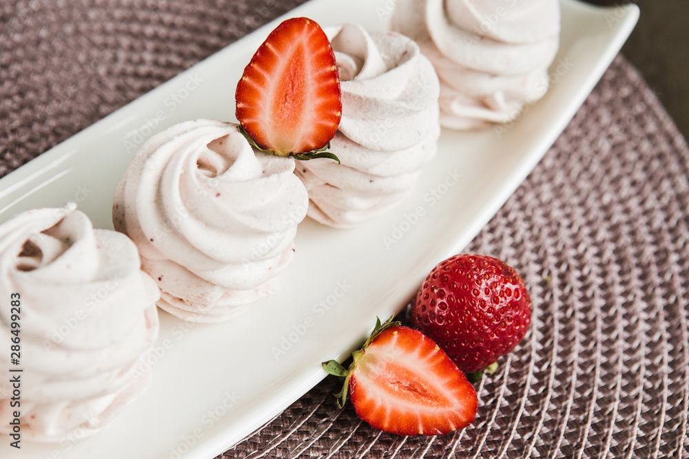 beautiful, healthy, delicious homemade marshmallows beautiful, healthy, delicious homemade marshmallows