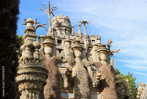 Fotografie Palais idéal du Facteur Cheval