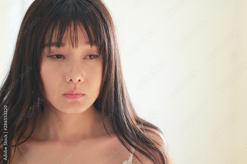 A beautiful broken heart women is so sad, feel down and stress. Valentine's concept. A beautiful broken heart women is so sad, feel down and stress. Valentine's concept.