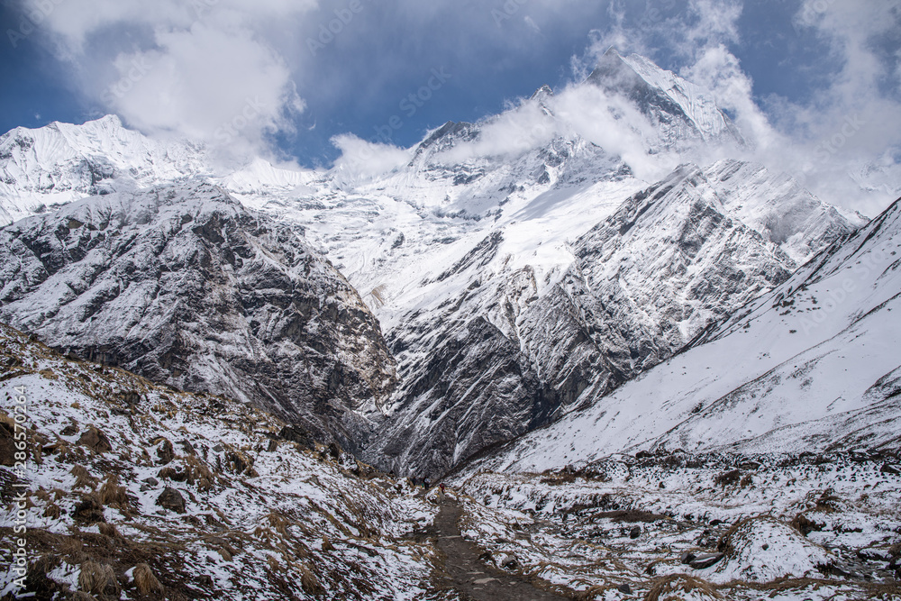 Nepal himalayas annapurna base camp trekking route with view of machapuchare or fishtail peak