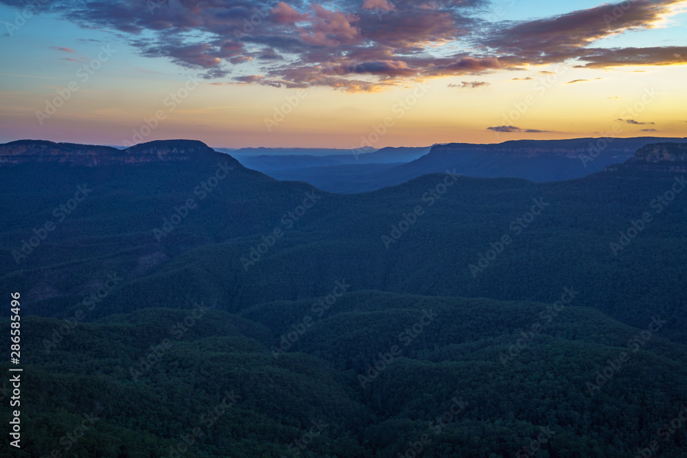 sunset at three sisters lookout, blue mountains, australia 49