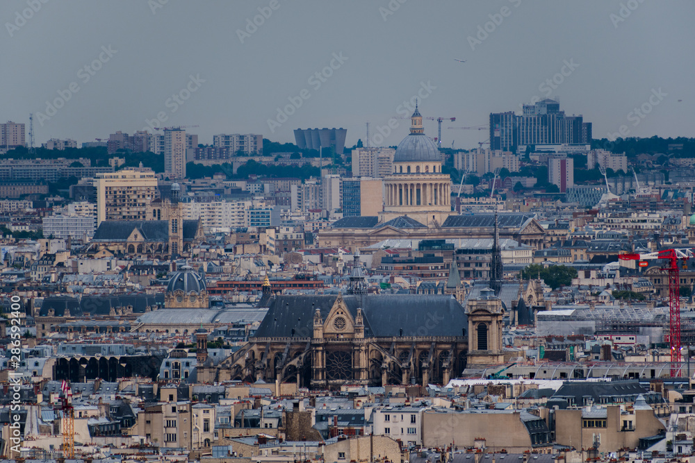 Paris Paris
