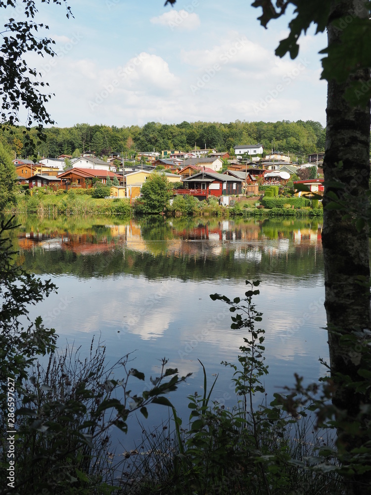 Obraz premium Fasshotel an den Schwarzrinderseen