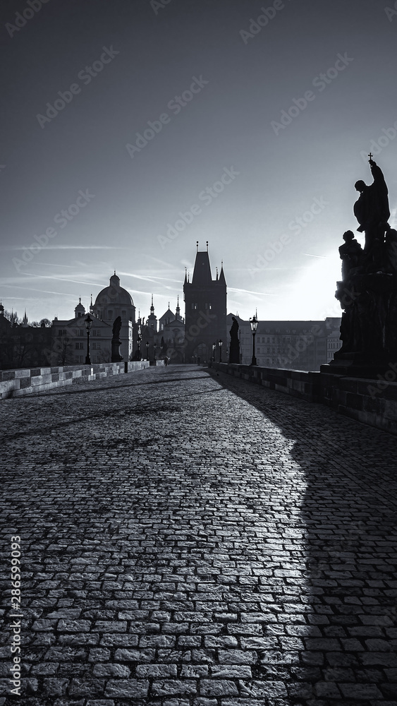 Obraz premium Morning on Charles Bridge