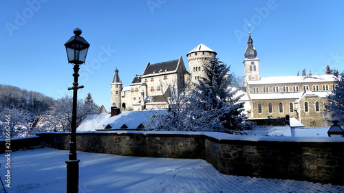 Burg im Schnee Stolberg Rhld.
