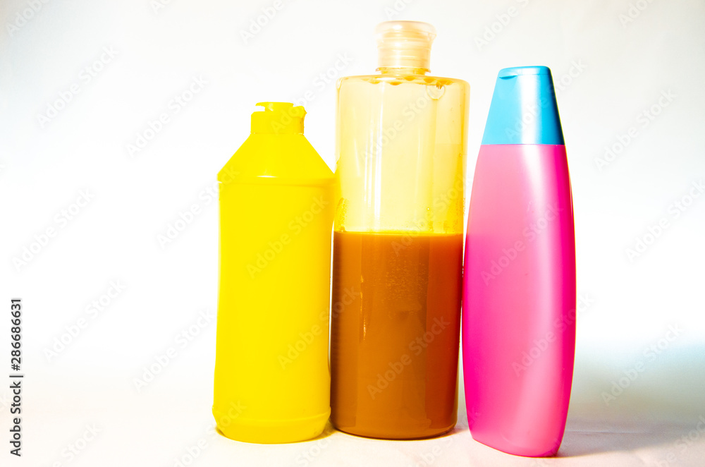 bottle paraben freе shampoo bottle on white background bottle paraben freе shampoo bottle on white background