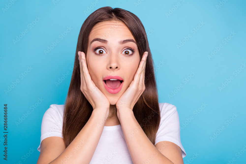 Close-up portrait of her she nice-looking attractive cheerful cheery funny girlish straight-haired lady opened mouth cool news isolated on bright vivid shine blue green teal turquoise background Close-up portrait of her she nice-looking attractive cheerful cheery funny girlish straight-haired lady opened mouth cool news isolated on bright vivid shine blue green teal turquoise background