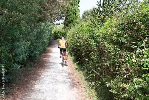 ride bike tour Ile d'Aix Charente maritime © OceanProd