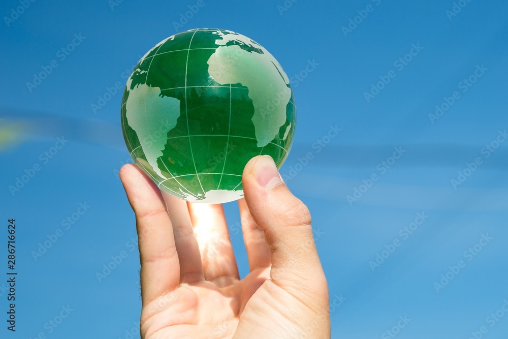 Globe. Globe.