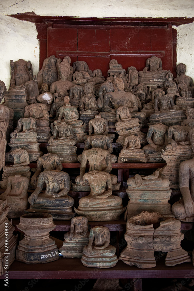 Fototapeta premium Buddha of Wat Si Saket in Laos Buddhist Temple in Vientiane