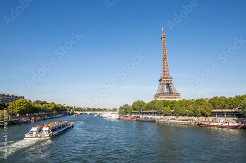 Paris Best Destinations in Europe © byjeng