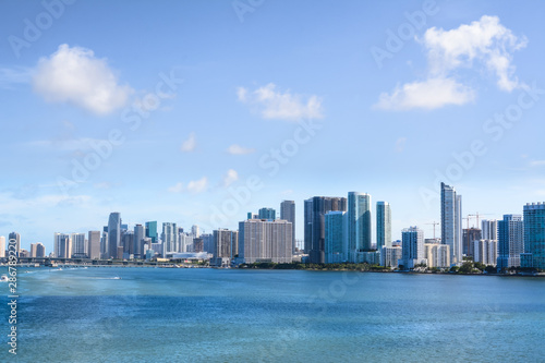 Paisaje urbanístico de la ciudad de Miami EE.UU. © jesuschurion57