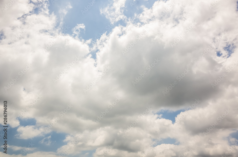 Naklejka premium clouds on blue sky