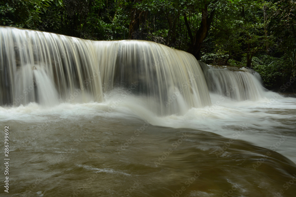 Fototapeta premium Huai Mae Khamin, Waterfall, Kanchanaburi province, Thailand