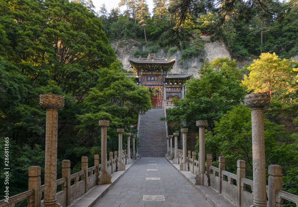 Shengshou Temple at Lingkongshan or Mount Lingkong, Qinyuan County, Shanxi, China. Constructed in the 9th century. Shengshou Temple at Lingkongshan or Mount Lingkong, Qinyuan County, Shanxi, China. Constructed in the 9th century.