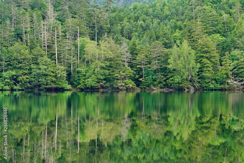 神秘の湖