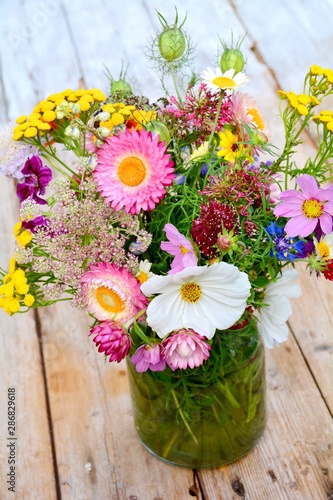 Wunderschöner Blumenstrauß ...