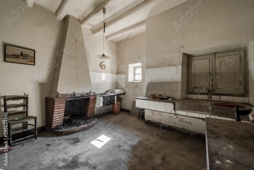 interior of an old kitchen © Jaume