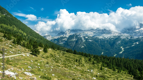 The majestic Julian Alps © zakaz86