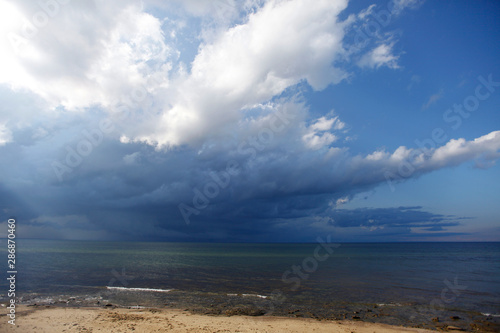 orage sur le fleuve photo