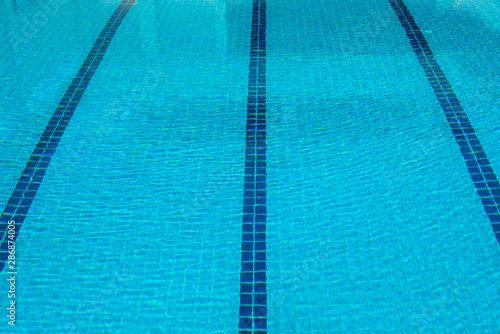The Art of Swimming Pool, Three line under water