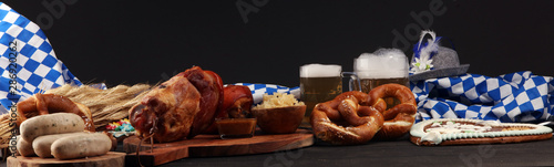 Fotografia Traditional German cuisine, Schweinshaxe roasted ham hock