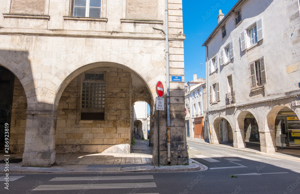 Street Arcades in La Rochelle