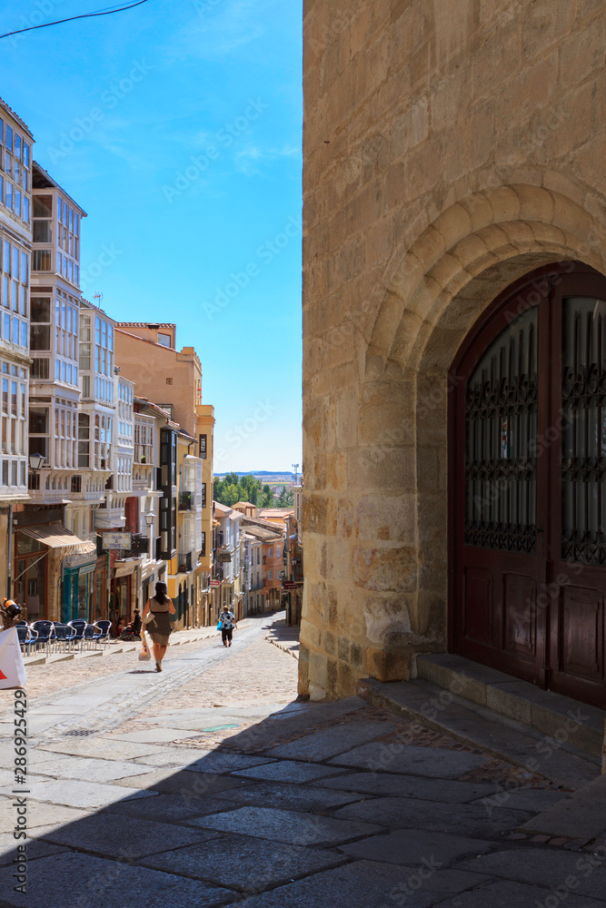 Zamora,Spain,9,2013;streets, businesses and doors during the day